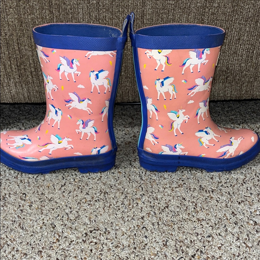 Hatley Pink Unicorn Rain Boots with Blue Trim - Picture 6 of 7